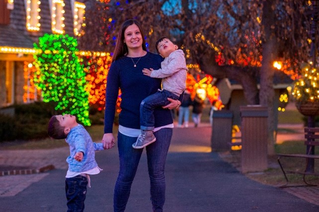 Peddlers Village Christmas